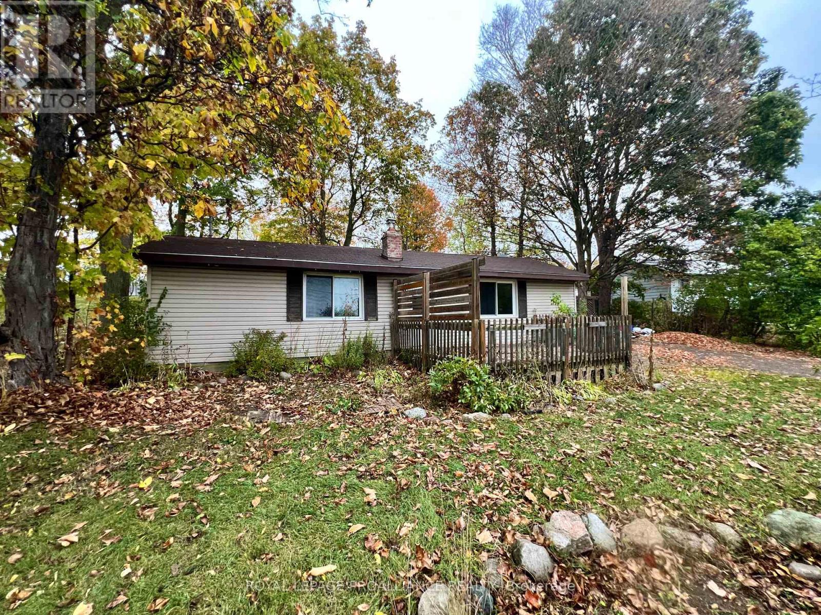 2112 Hamilton Road, Quinte West, Ontario  K8V 5P8 - Photo 3 - X12451982