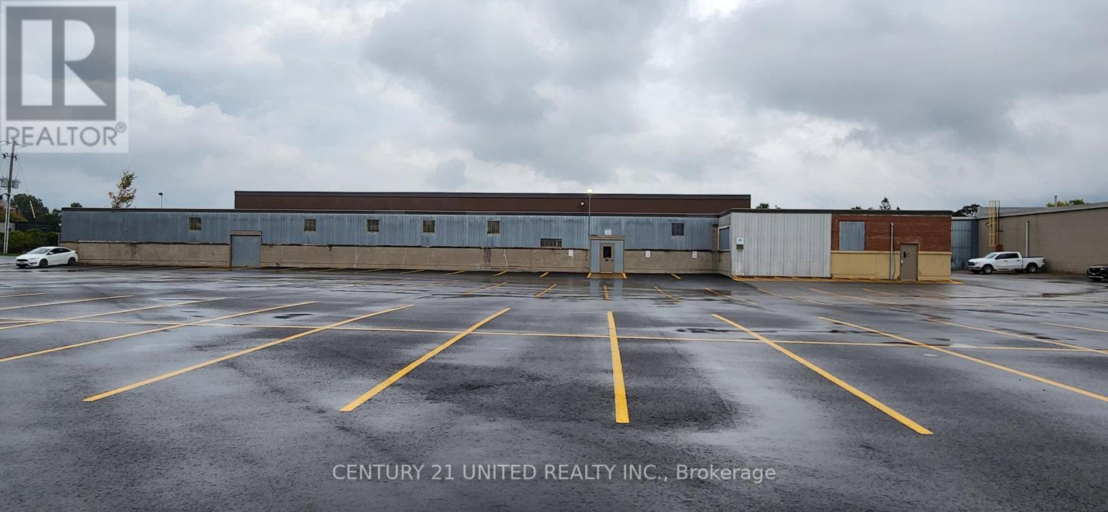 4 - 739 MONAGHAN ROAD, Peterborough, Ontario