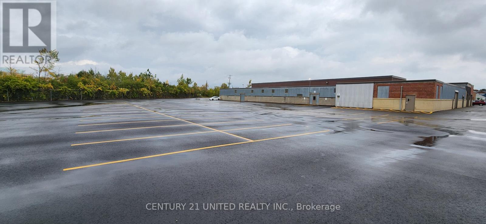 4 - 739 Monaghan Road, Peterborough, Ontario  K9J 5J9 - Photo 3 - X12452003