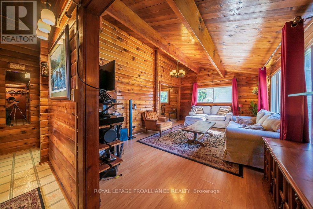 82 North Trent Street, Quinte West (Frankford Ward), Ontario  K0K 2C0 - Photo 20 - X12452020