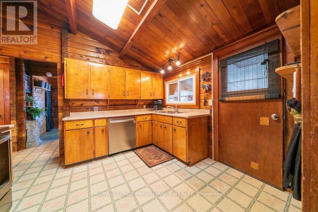 82 North Trent Street, Quinte West (Frankford Ward), Ontario  K0K 2C0 - Photo 30 - X12452020