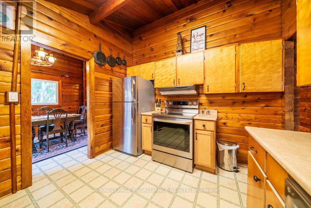 82 North Trent Street, Quinte West (Frankford Ward), Ontario  K0K 2C0 - Photo 32 - X12452020