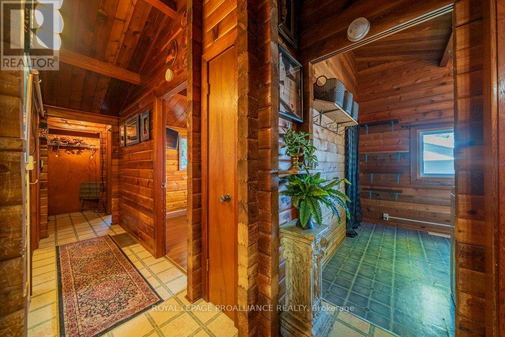 82 North Trent Street, Quinte West (Frankford Ward), Ontario  K0K 2C0 - Photo 34 - X12452020