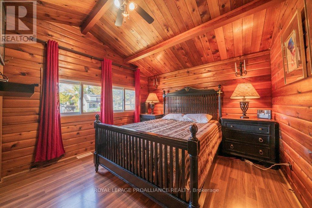 82 North Trent Street, Quinte West (Frankford Ward), Ontario  K0K 2C0 - Photo 41 - X12452020