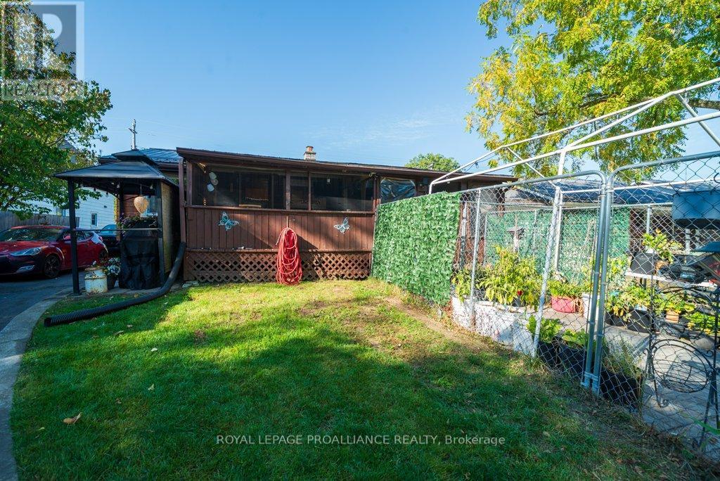 82 North Trent Street, Quinte West (Frankford Ward), Ontario  K0K 2C0 - Photo 49 - X12452020