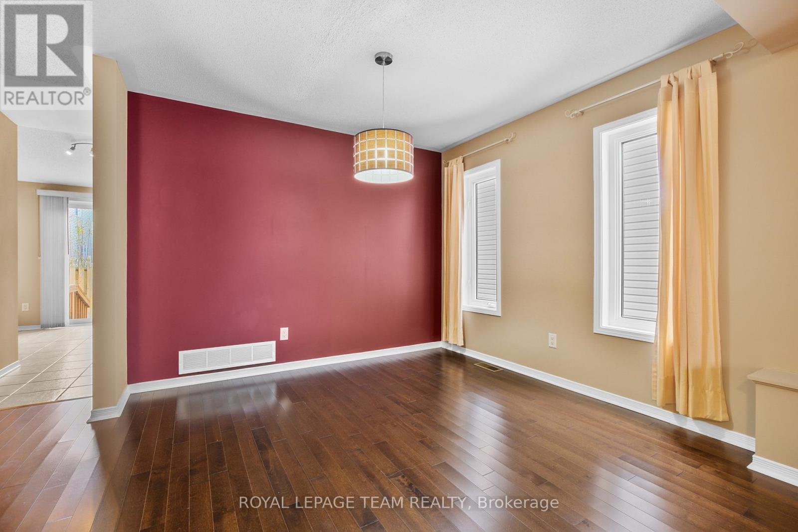 6 State Street, Ottawa, Ontario  K2C 4B3 - Photo 10 - X12451988