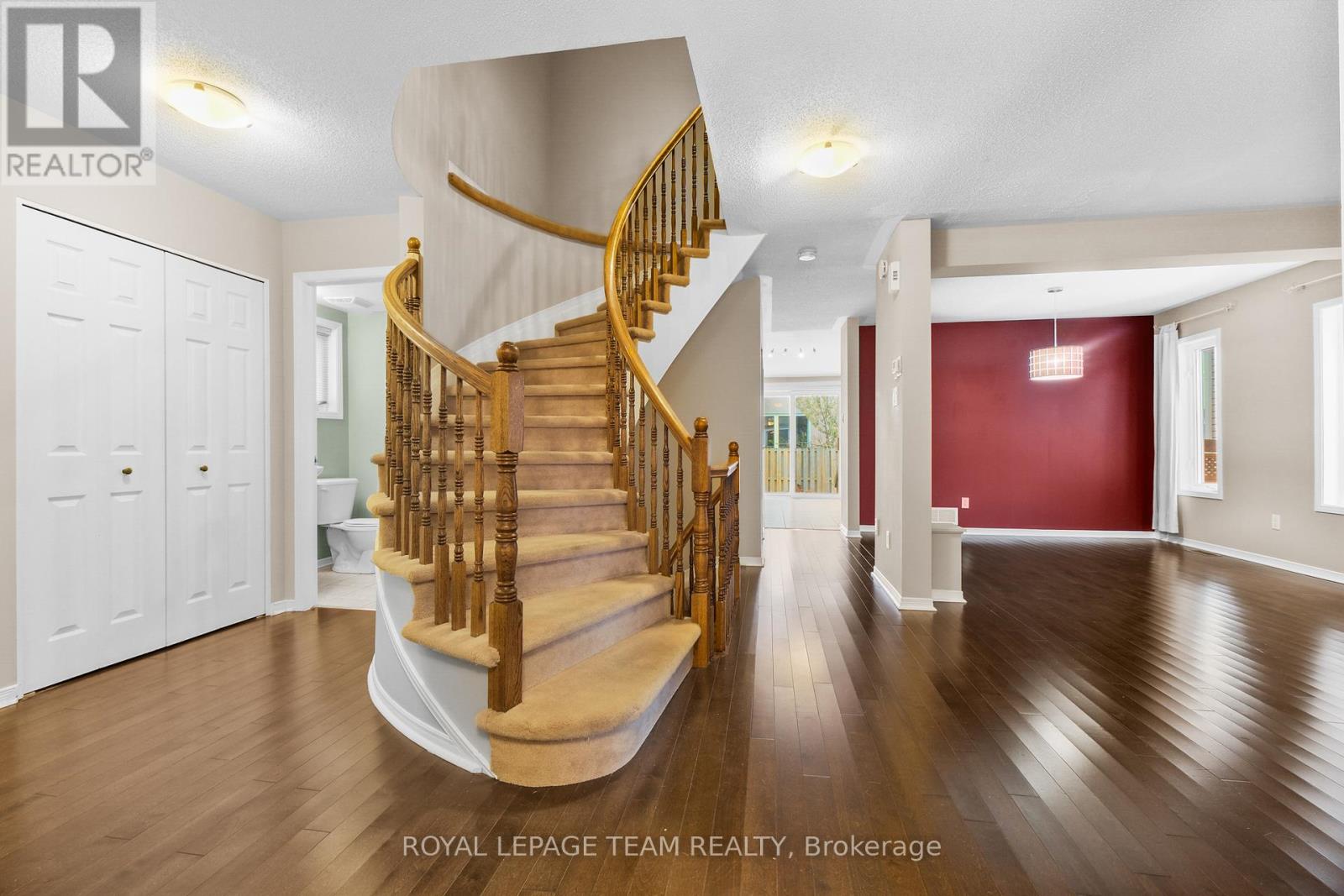 6 State Street, Ottawa, Ontario  K2C 4B3 - Photo 5 - X12451988