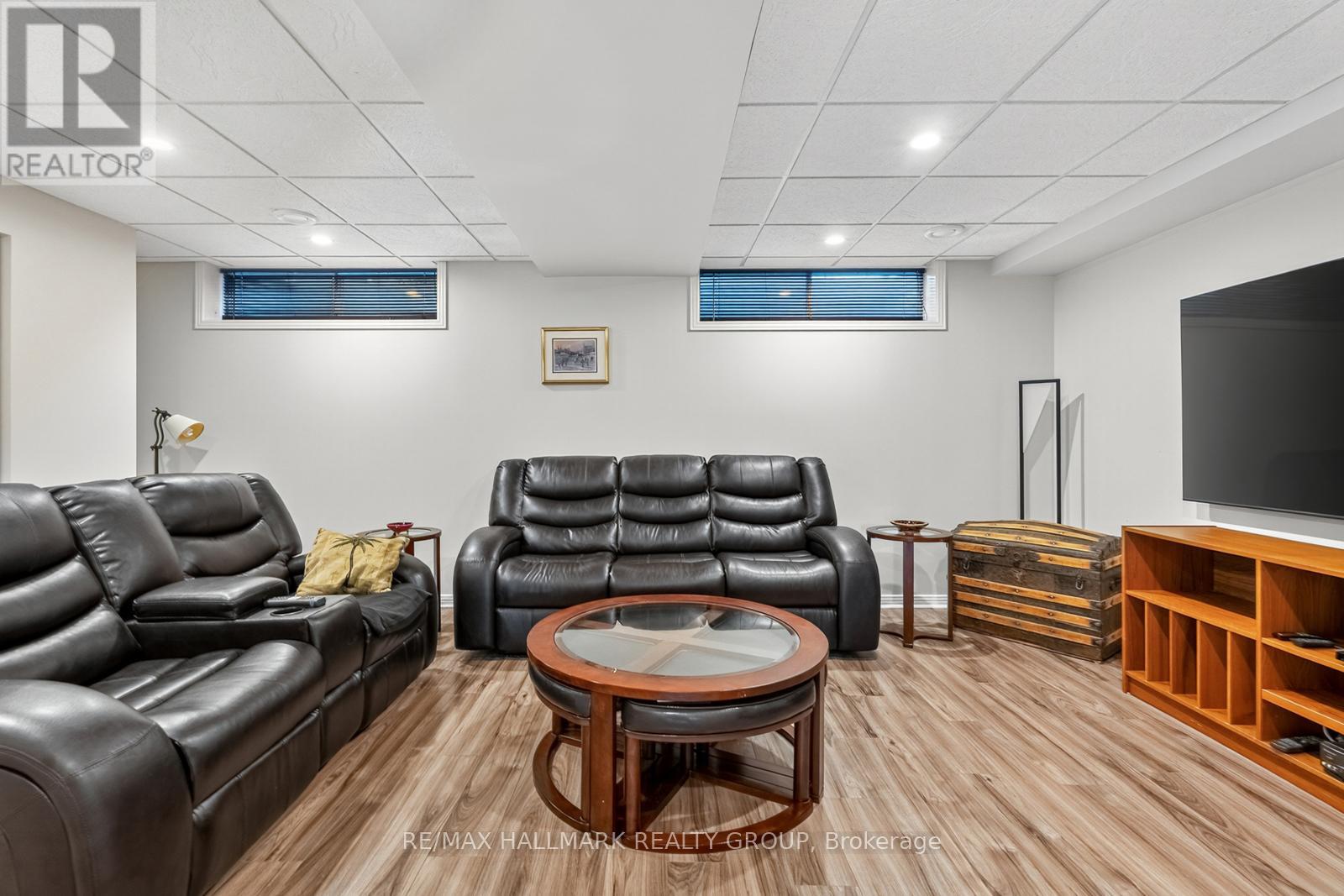 1816 Applegrove Court, Ottawa, Ontario  K1J 6S5 - Photo 41 - X12452021