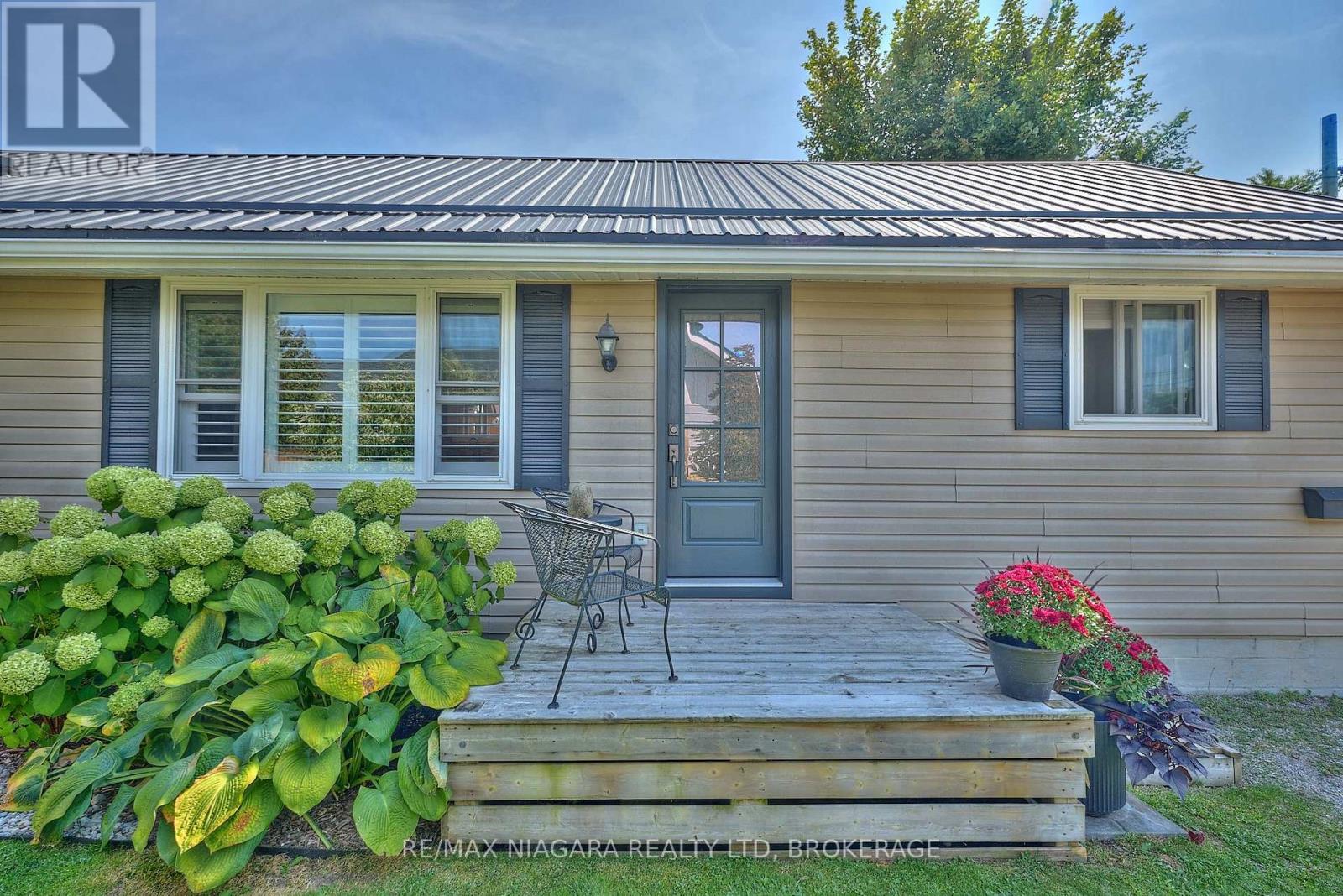 334 Leask Avenue, Fort Erie, Ontario  L2A 4L4 - Photo 2 - X12452012