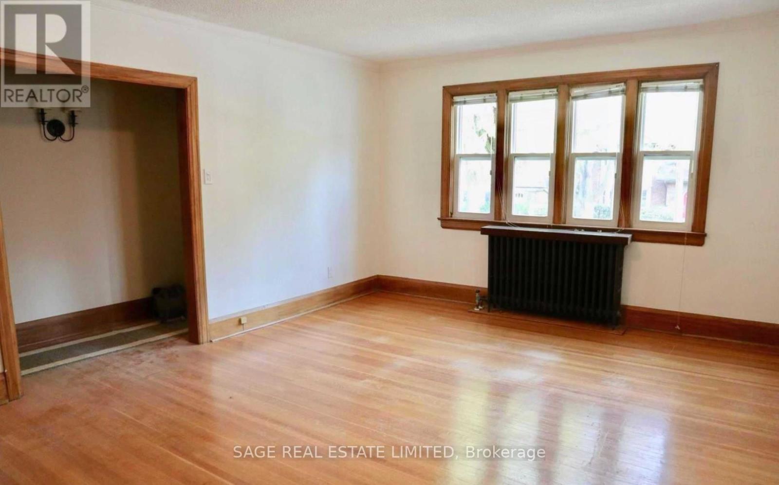 Main - 740 Avenue Road S, Toronto, Ontario  M5P 2K2 - Photo 4 - C12451803