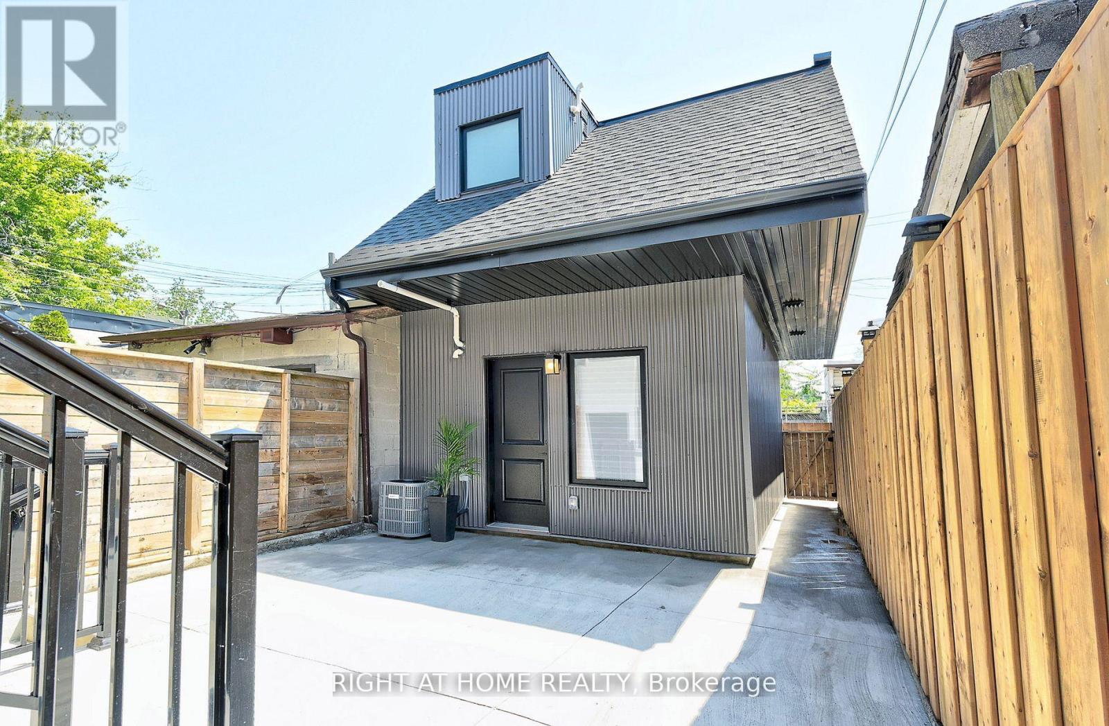 4 - 131 Brock Avenue, Toronto, Ontario  M6K 2L5 - Photo 1 - C12451841