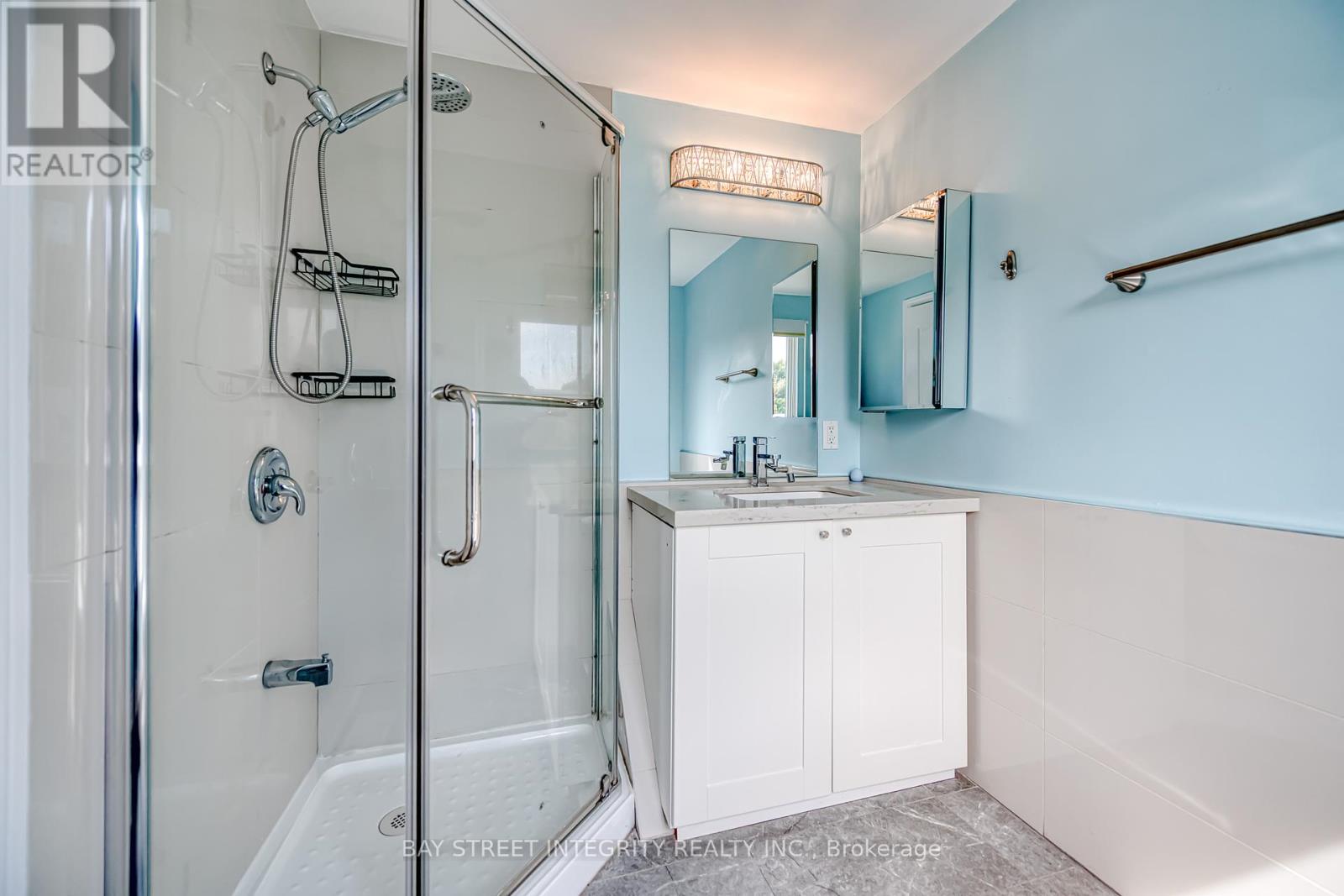 72 Elsa Vine Way, Toronto (Bayview Village), Ontario  M2J 4H9 - Photo 18 - C12451859