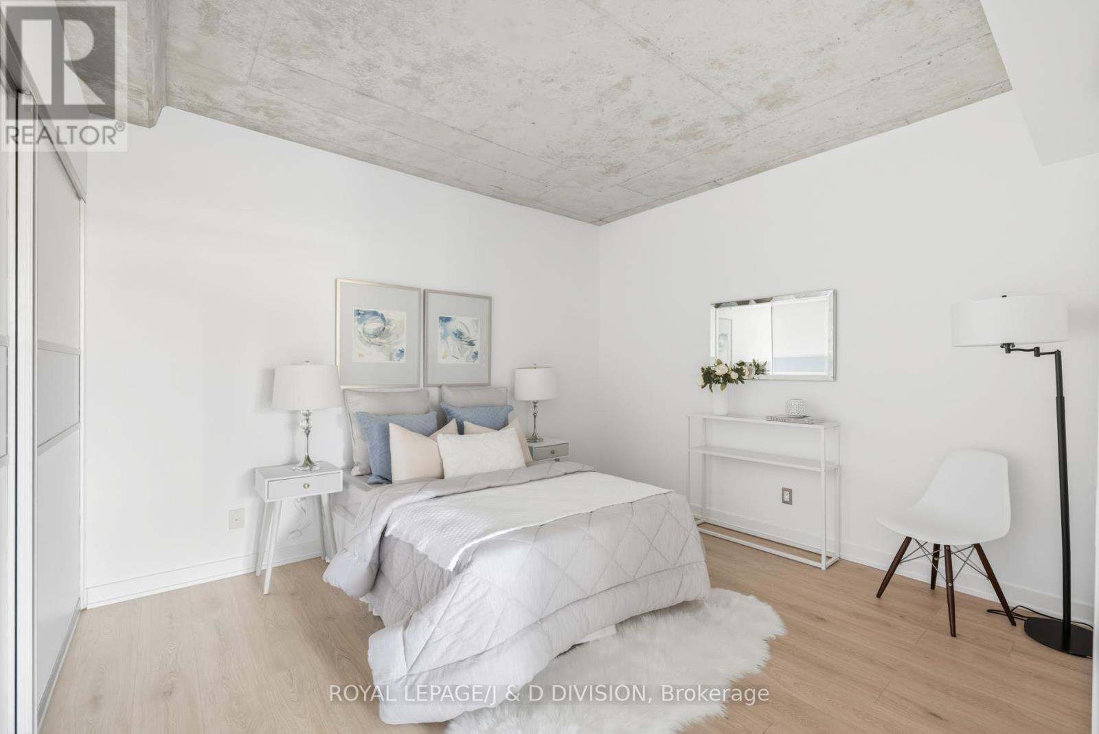 828 - 55 Stewart Street, Toronto, Ontario  M5V 2V1 - Photo 17 - C12451860