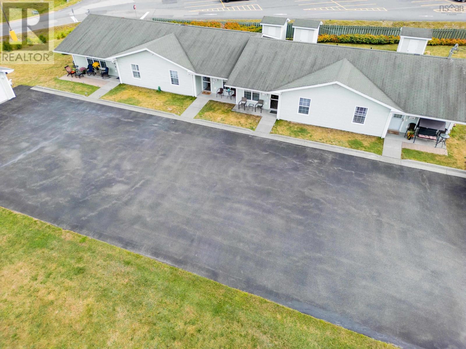 69-71-73-75 Dundee Drive, Sydney, Nova Scotia  B1P 5V2 - Photo 2 - 202521774