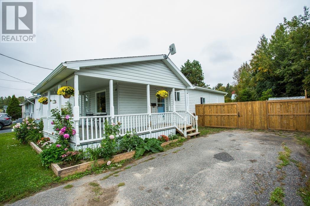 18 Tarbutt St, Bruce Mines, Ontario  P0R 1C0 - Photo 12 - SM252741