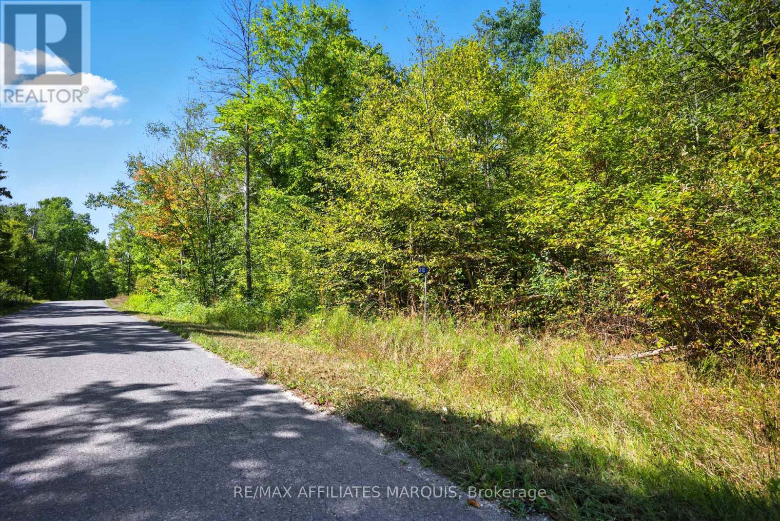 310 Ebbs Bay Road, Drummond/north Elmsley, Ontario  K7C 4K8 - Photo 2 - X12384475