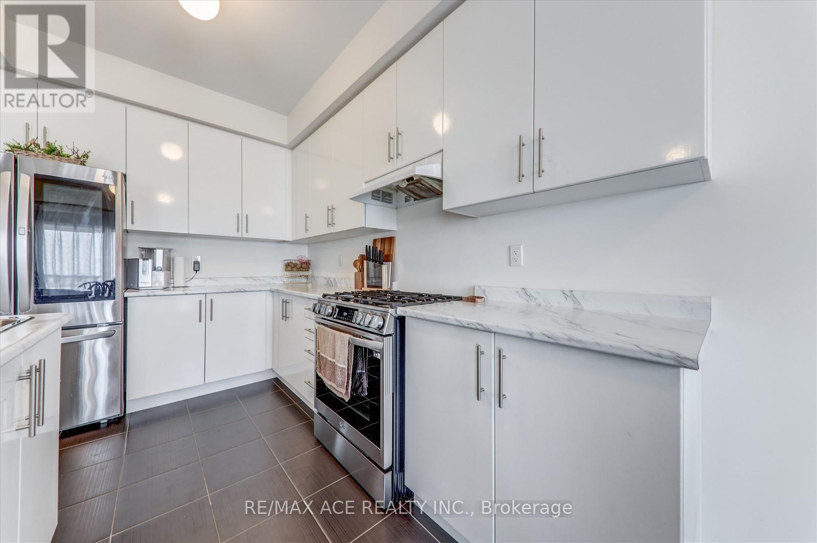 1111 Skyridge Boulevard, Pickering, Ontario  L1X 0M8 - Photo 13 - E12451880