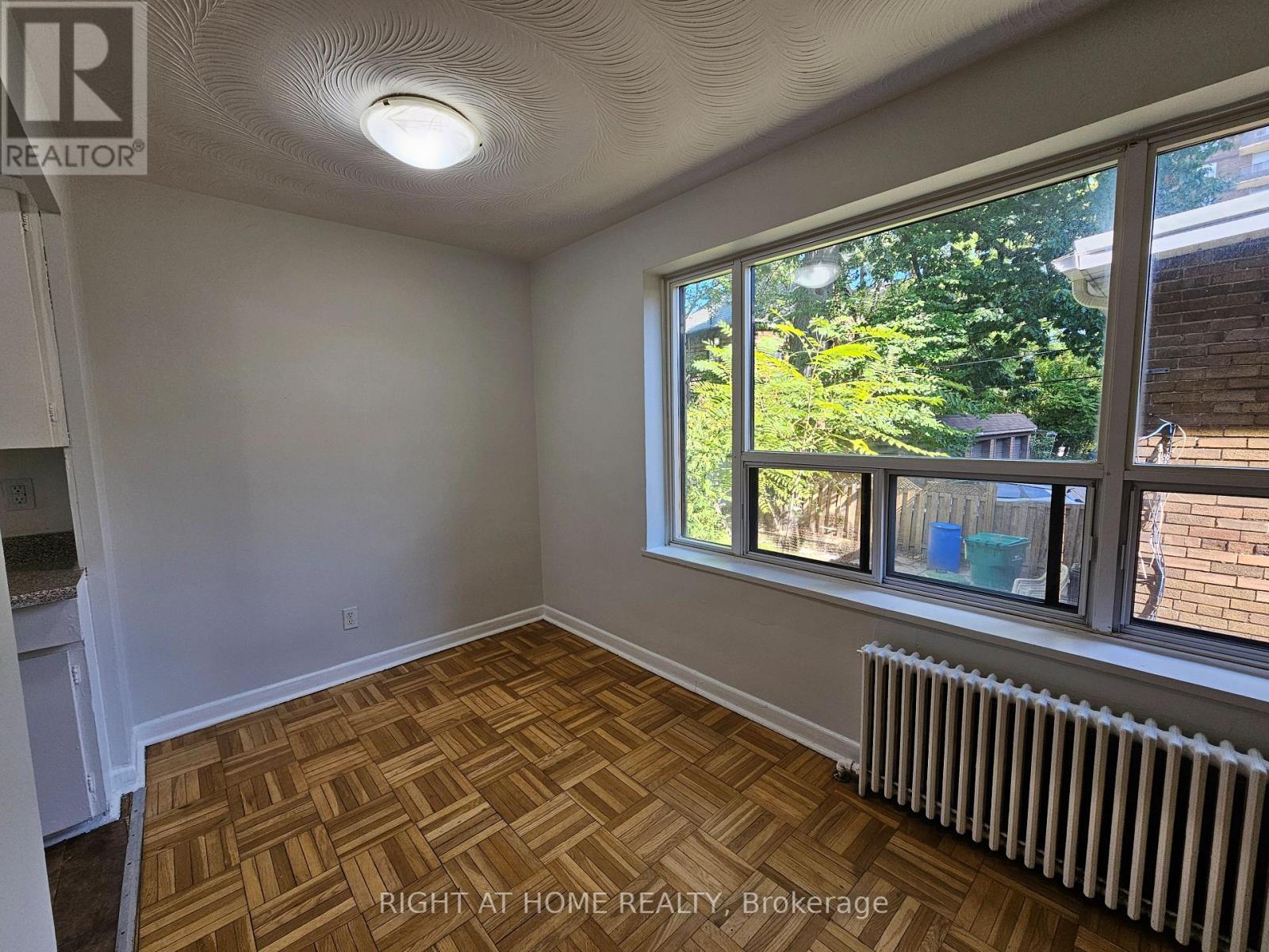 207 - 20 Cosburn Avenue, Toronto, Ontario  M4K 2E7 - Photo 18 - E12451891