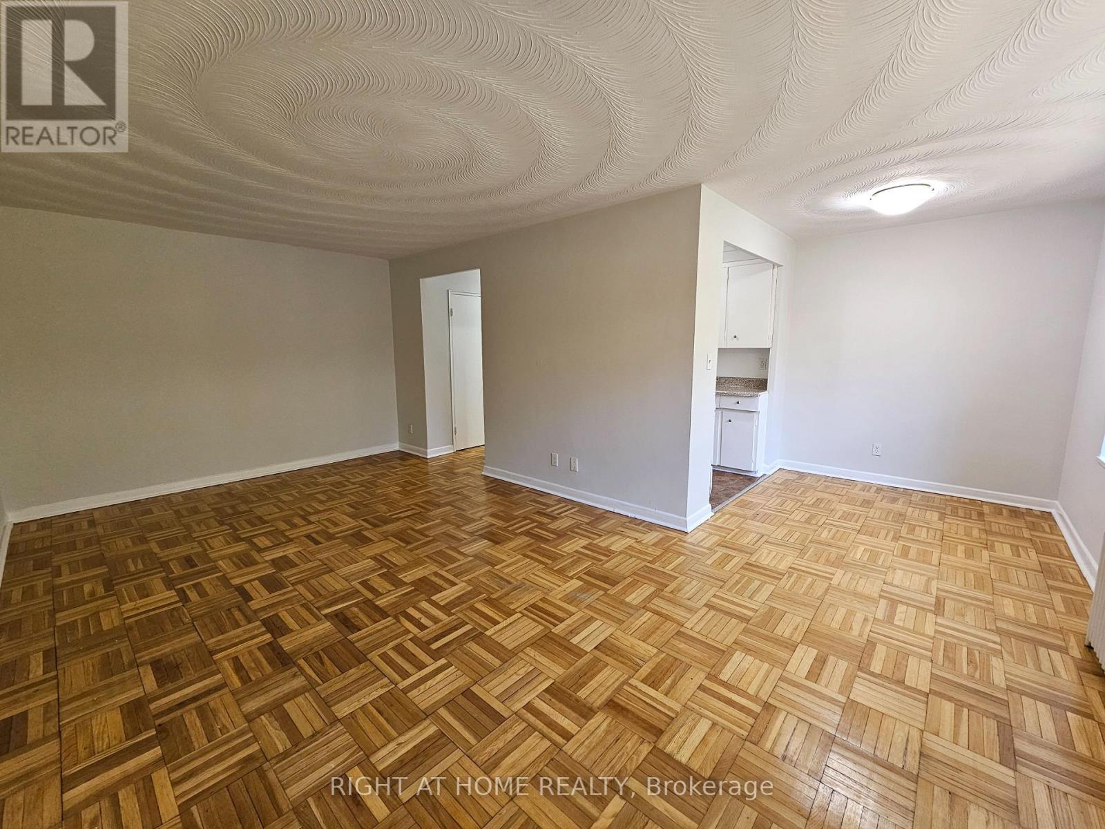 207 - 20 Cosburn Avenue, Toronto, Ontario  M4K 2E7 - Photo 19 - E12451891