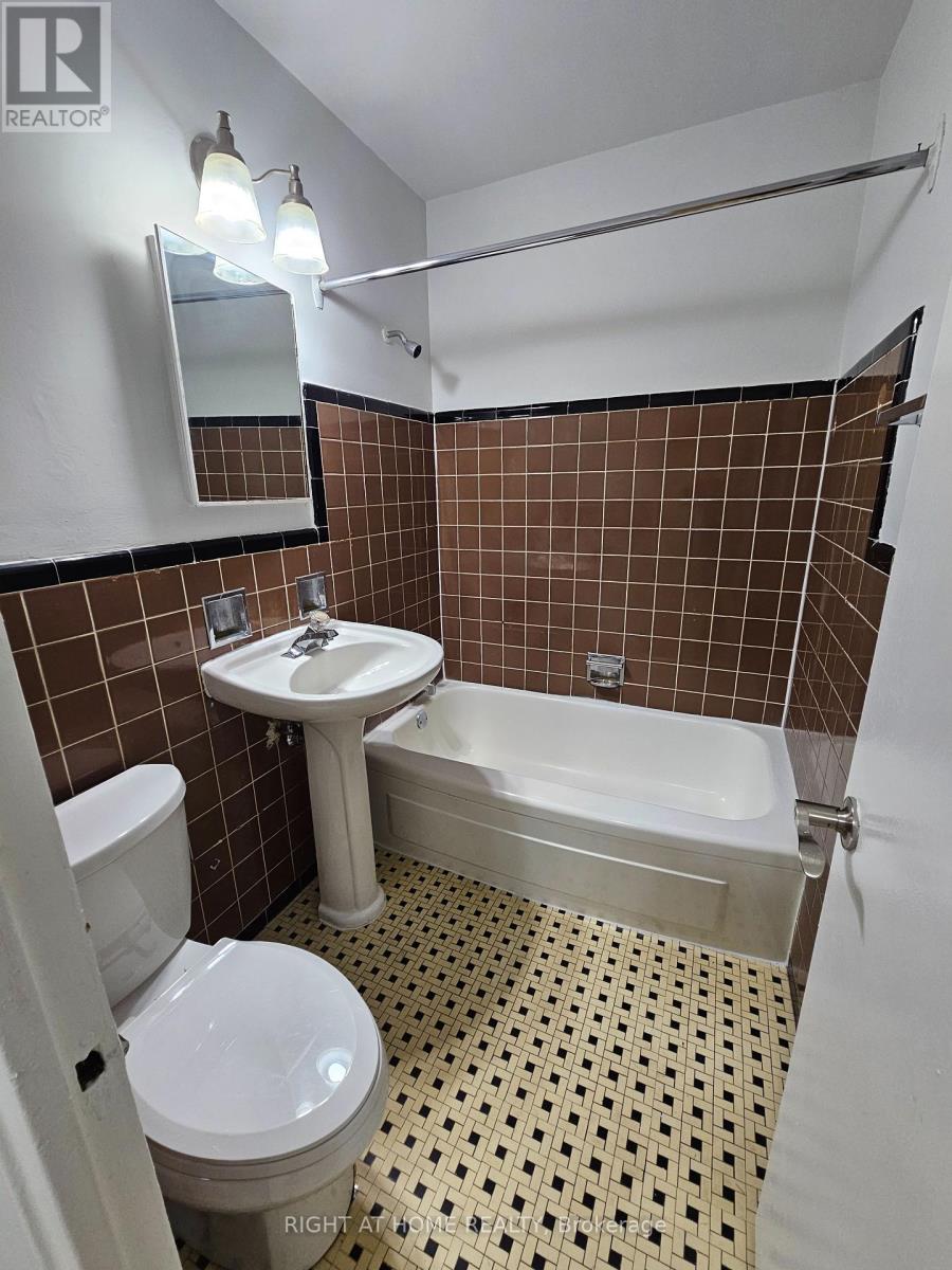 207 - 20 Cosburn Avenue, Toronto, Ontario  M4K 2E7 - Photo 31 - E12451891
