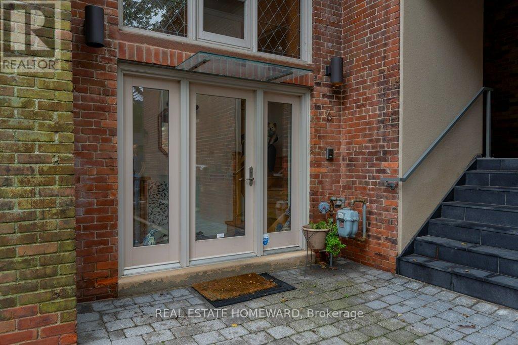 6 - 21 Swanwick Avenue, Toronto, Ontario  M4E 1Z2 - Photo 2 - E12451893