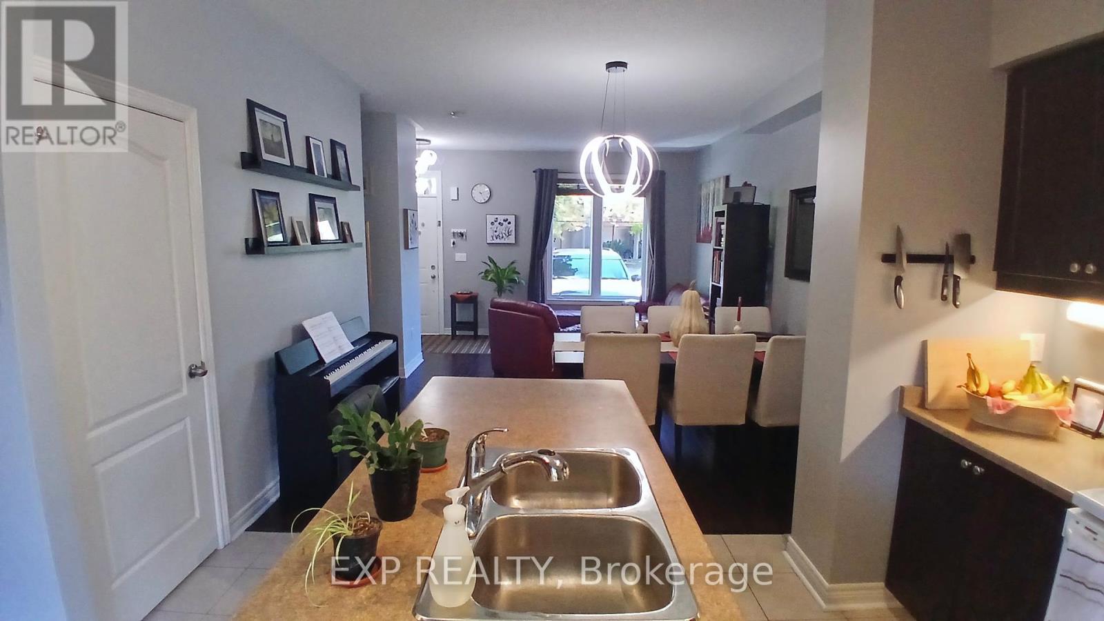 17 Montoro Lane, Toronto, Ontario  M1E 0B1 - Photo 10 - E12451934