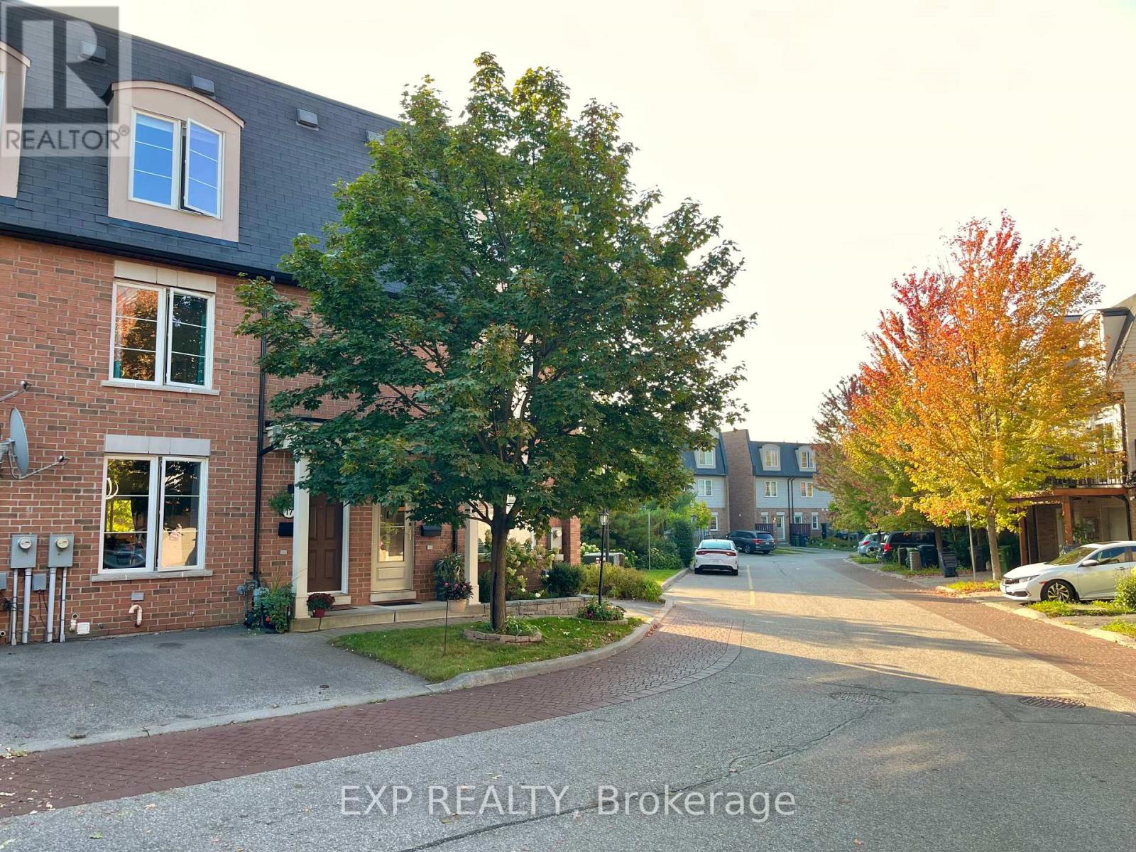 17 Montoro Lane, Toronto, Ontario  M1E 0B1 - Photo 2 - E12451934