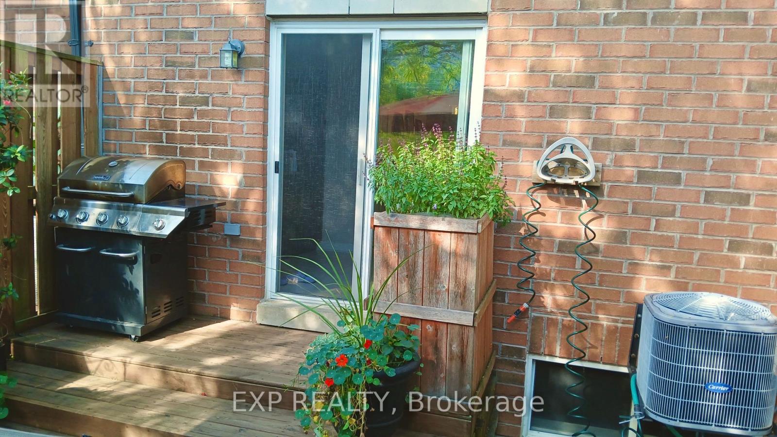 17 Montoro Lane, Toronto, Ontario  M1E 0B1 - Photo 38 - E12451934