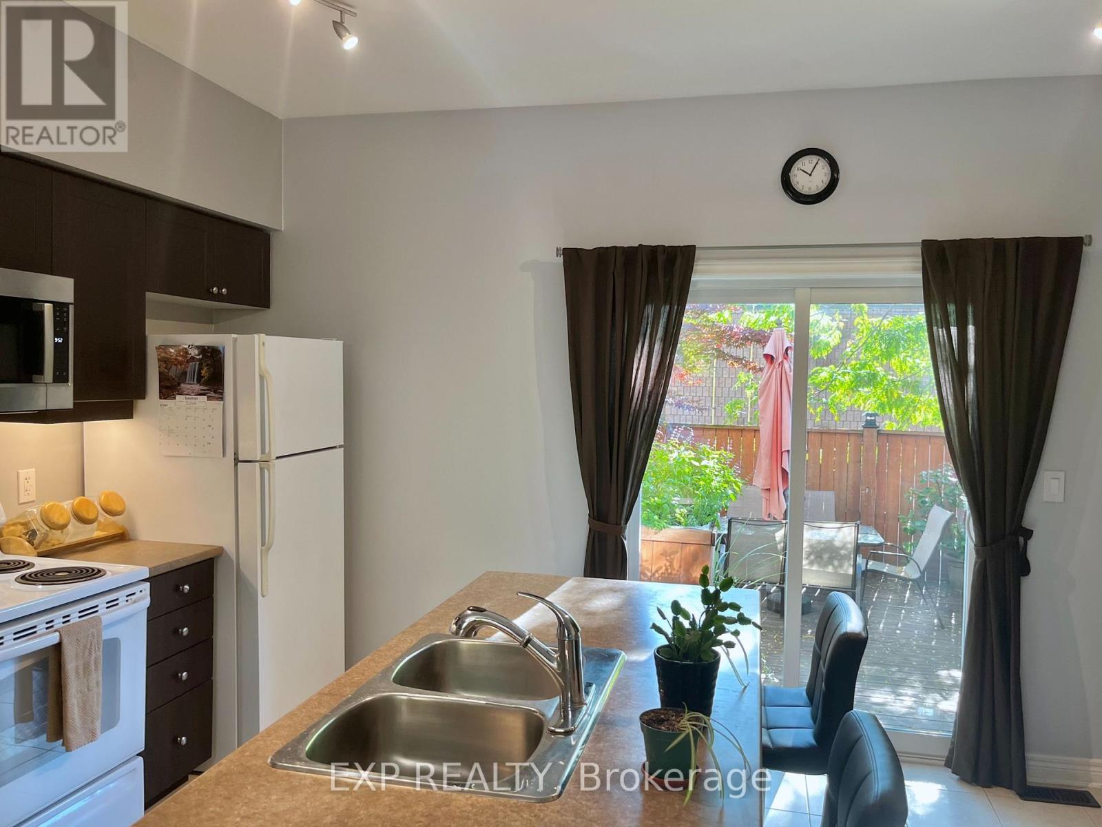 17 Montoro Lane, Toronto, Ontario  M1E 0B1 - Photo 8 - E12451934