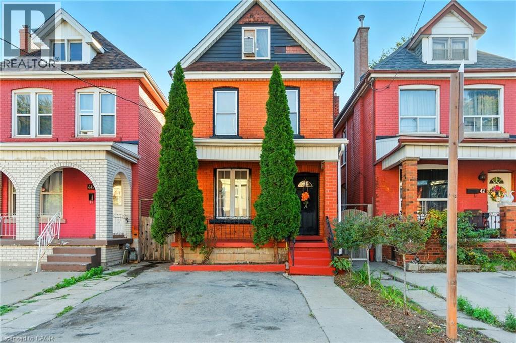 44 Holton Avenue N, Hamilton, Ontario  L8L 6H4 - Photo 1 - 40748695