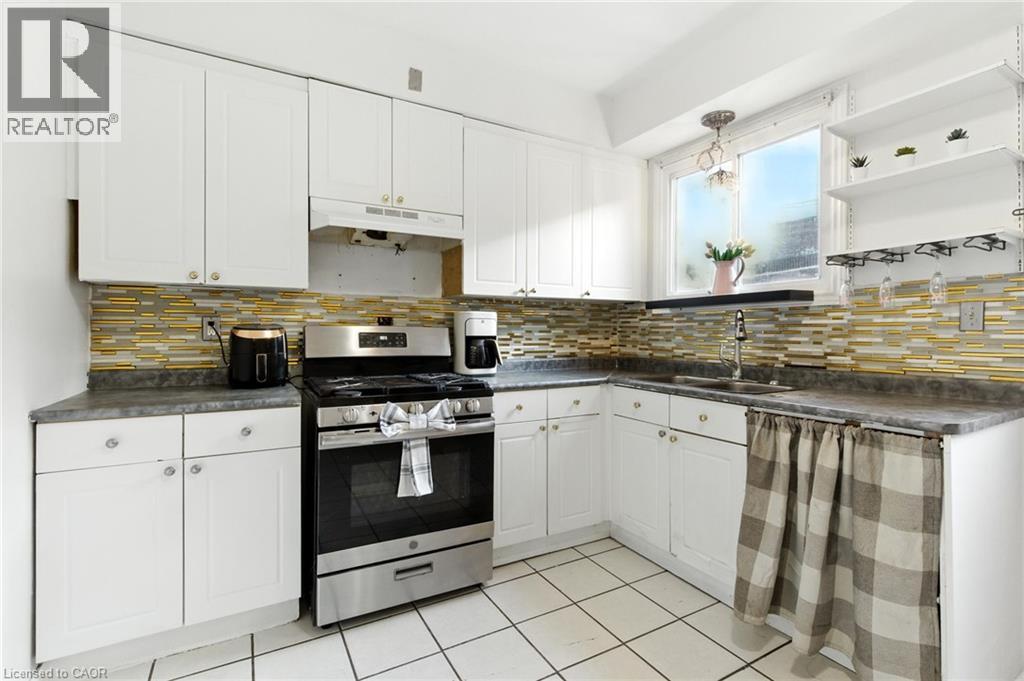 44 Holton Avenue N, Hamilton, Ontario  L8L 6H4 - Photo 11 - 40748695