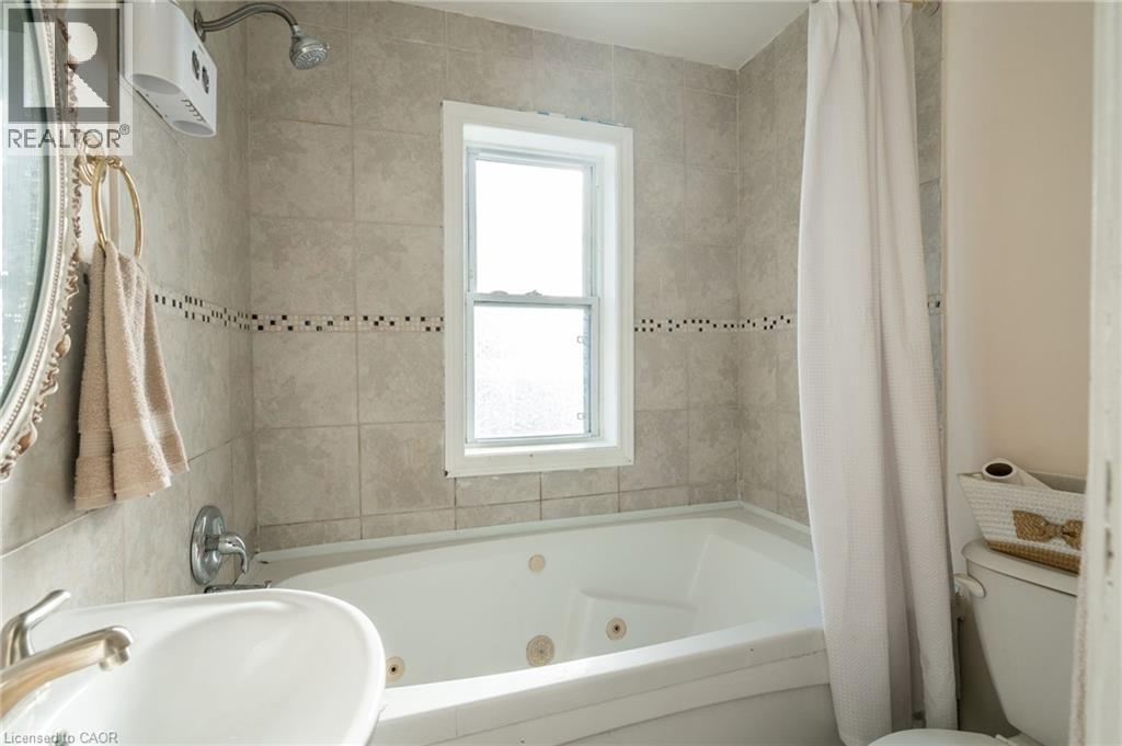 44 Holton Avenue N, Hamilton, Ontario  L8L 6H4 - Photo 15 - 40748695