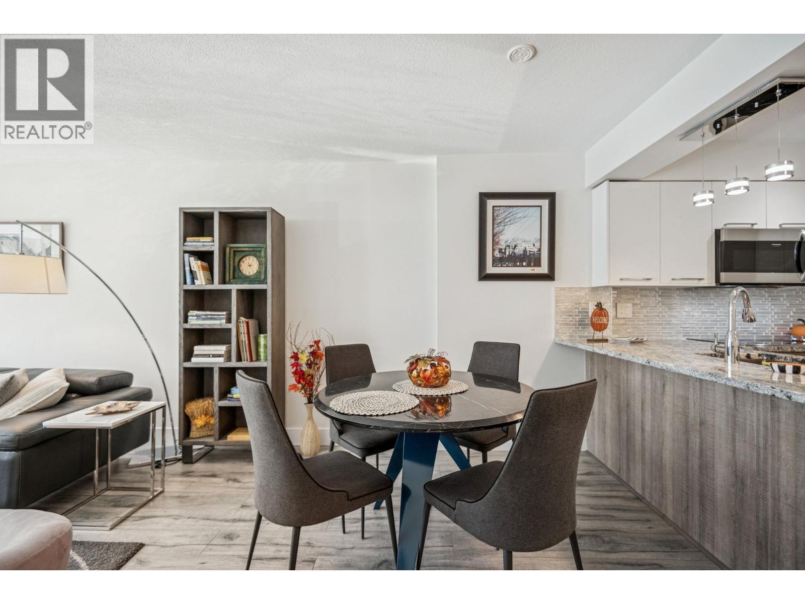 205 1633 W 8th Avenue, Vancouver, British Columbia  V6J 5H7 - Photo 9 - R3055571