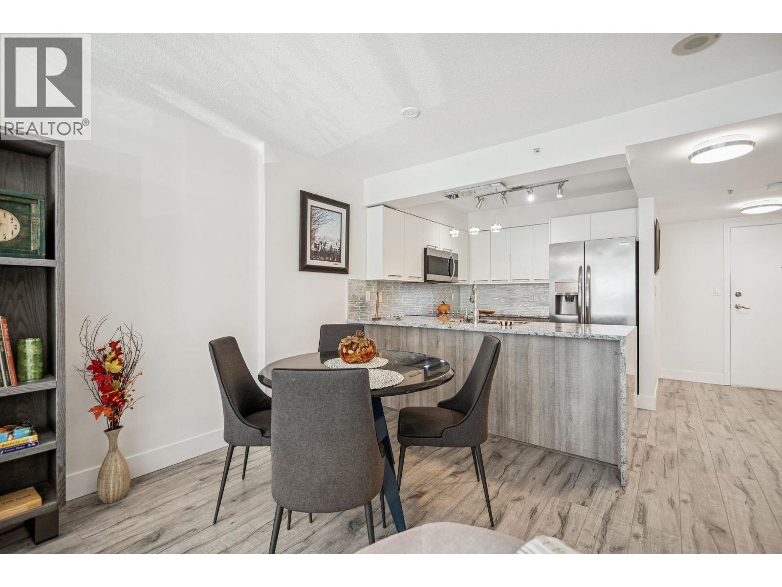 205 1633 W 8th Avenue, Vancouver, British Columbia  V6J 5H7 - Photo 10 - R3055571