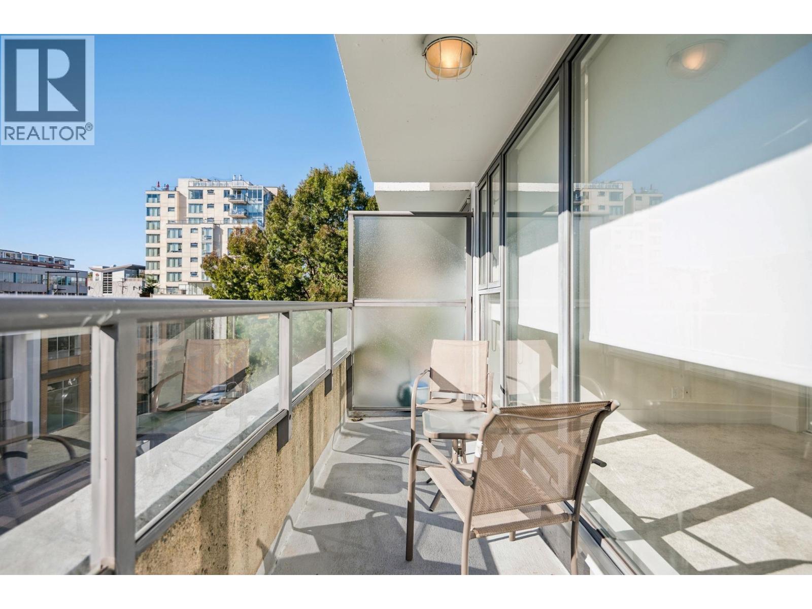 205 1633 W 8th Avenue, Vancouver, British Columbia  V6J 5H7 - Photo 25 - R3055571