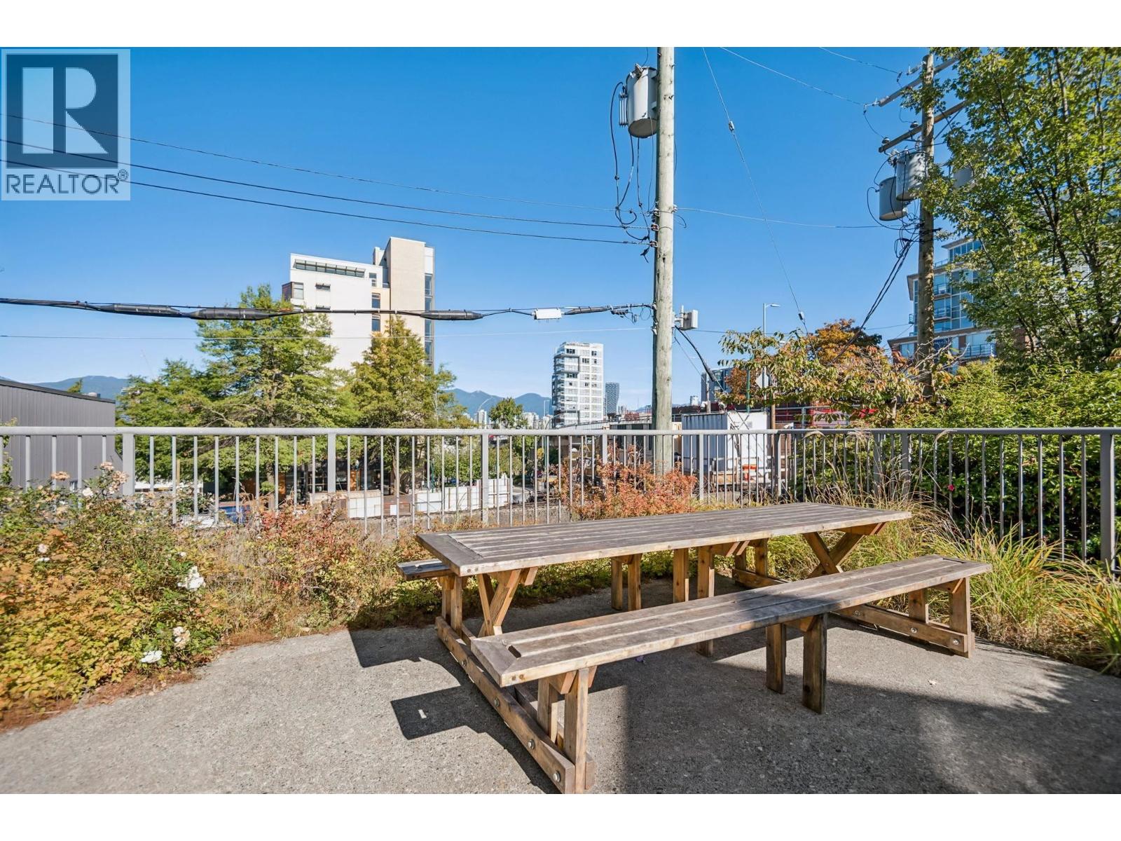 205 1633 W 8th Avenue, Vancouver, British Columbia  V6J 5H7 - Photo 37 - R3055571