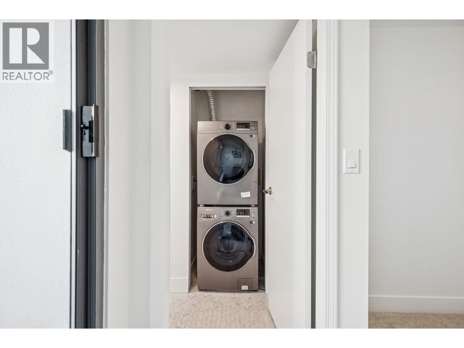 205 1633 W 8th Avenue, Vancouver, British Columbia  V6J 5H7 - Photo 28 - R3055571