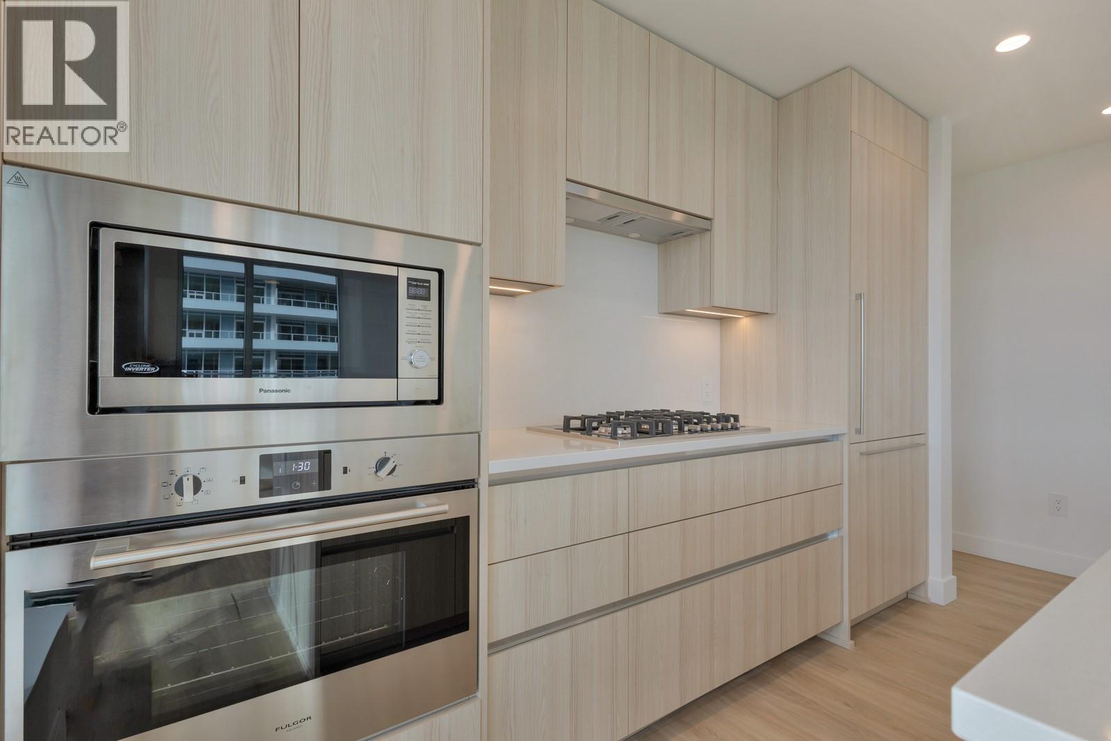 238 Leon Avenue Unit# 1504, Kelowna, British Columbia  V1Y 6H9 - Photo 10 - 10364720