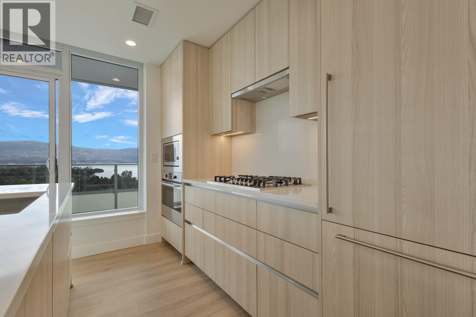 238 Leon Avenue Unit# 1504, Kelowna, British Columbia  V1Y 6H9 - Photo 9 - 10364720