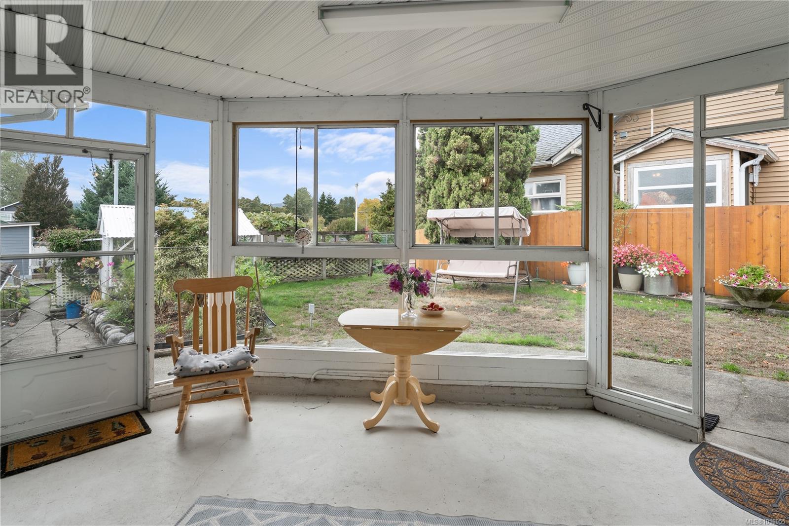 609 Milton St, Nanaimo, British Columbia  V9R 2L4 - Photo 6 - 1016055
