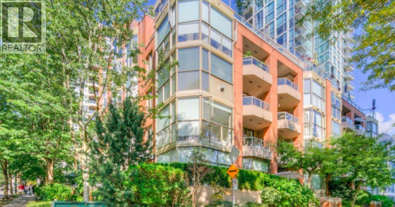 303 1488 Hornby Street, Vancouver, British Columbia  V6Z 1X3 - Photo 1 - R3056609