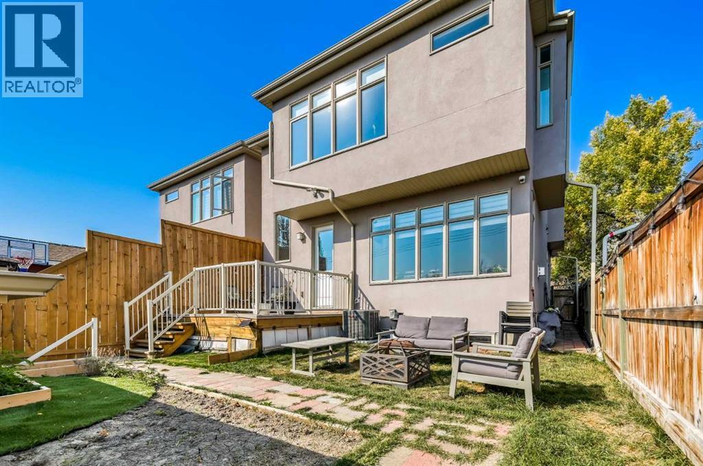 66 Heston Street Nw, Calgary, Alberta  T2K 2C1 - Photo 35 - A2260869
