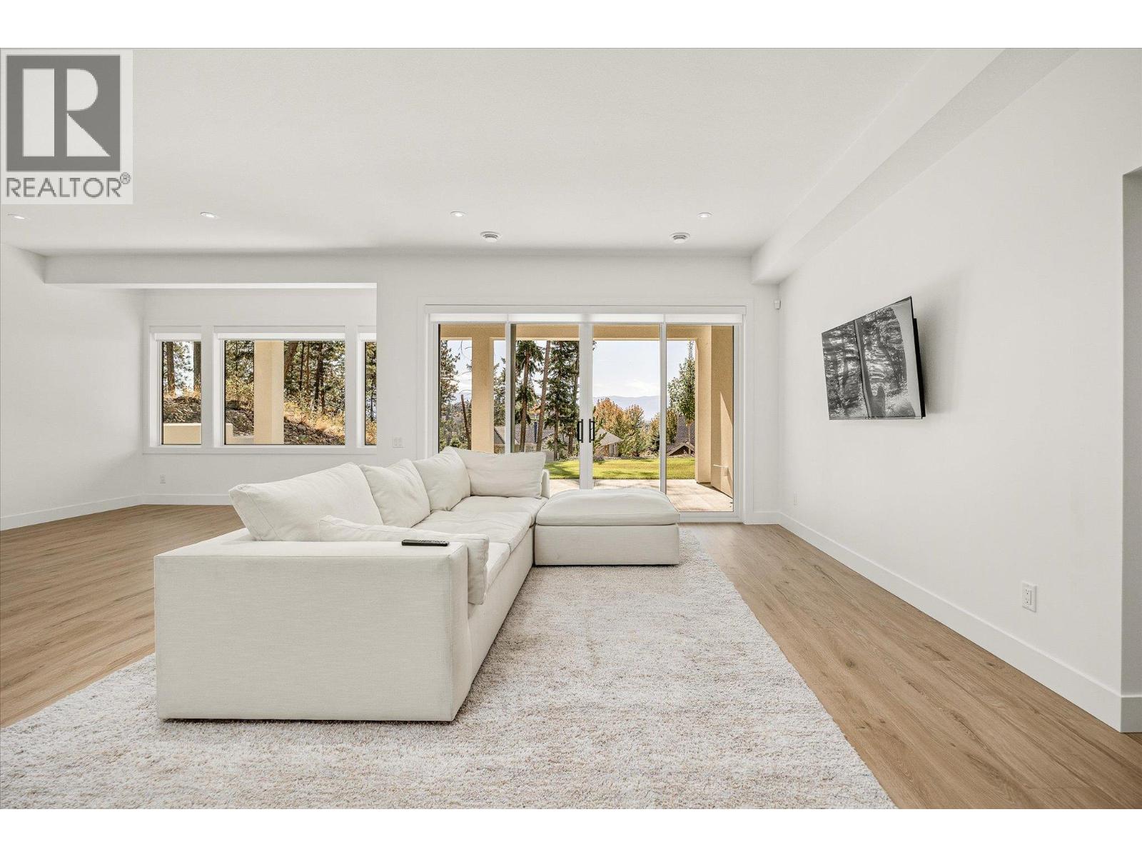 1395 April Springs Court, Kelowna, British Columbia  V1V 2C6 - Photo 45 - 10365324