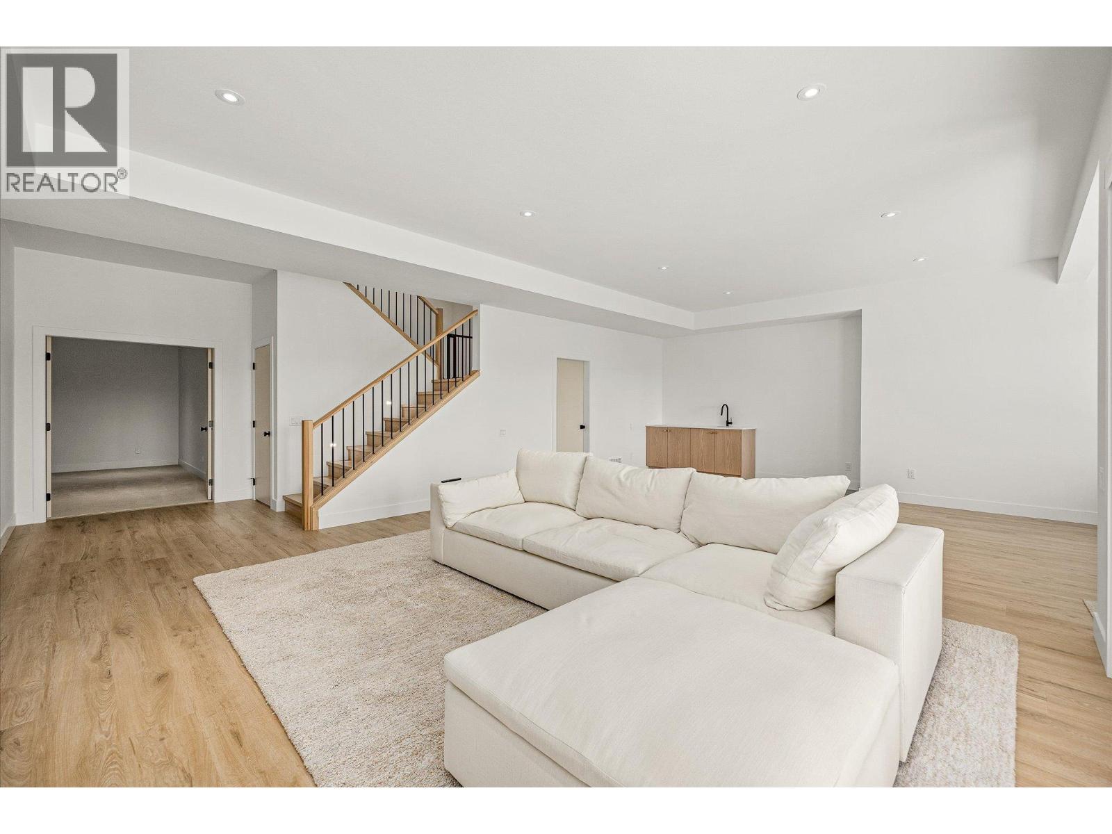 1395 April Springs Court, Kelowna, British Columbia  V1V 2C6 - Photo 46 - 10365324