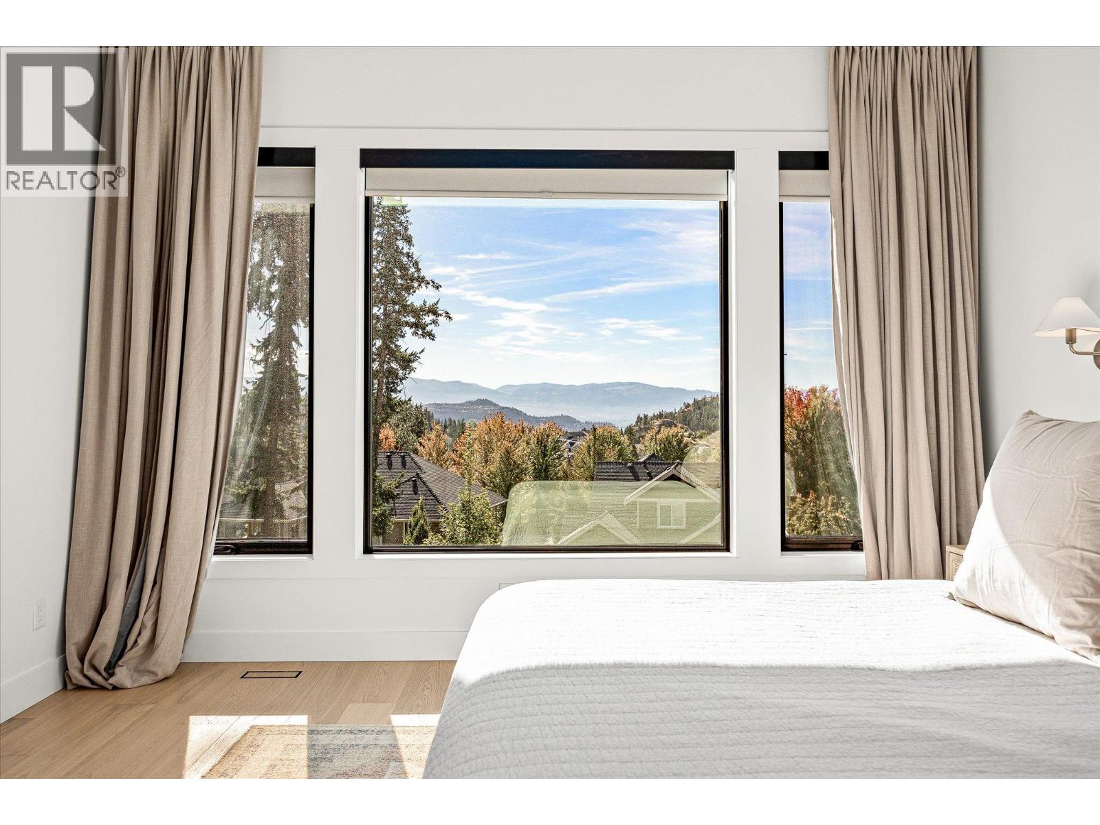 1395 April Springs Court, Kelowna, British Columbia  V1V 2C6 - Photo 33 - 10365324