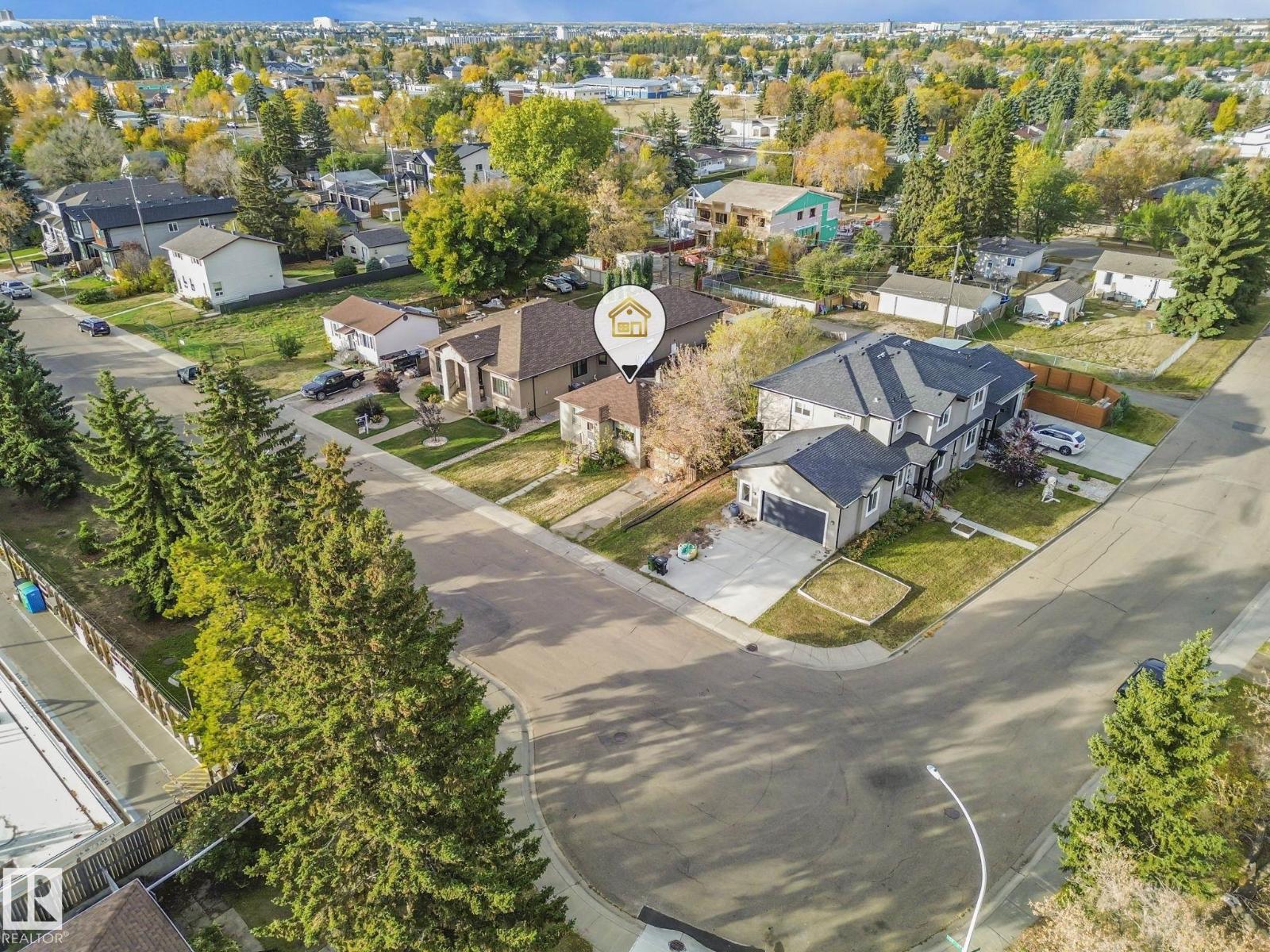 10522 158 St Nw, Edmonton, Alberta  T5P 2Y6 - Photo 3 - E4461317
