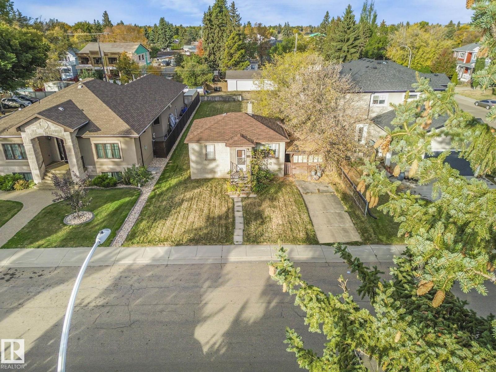 10522 158 St Nw, Edmonton, Alberta  T5P 2Y6 - Photo 4 - E4461317