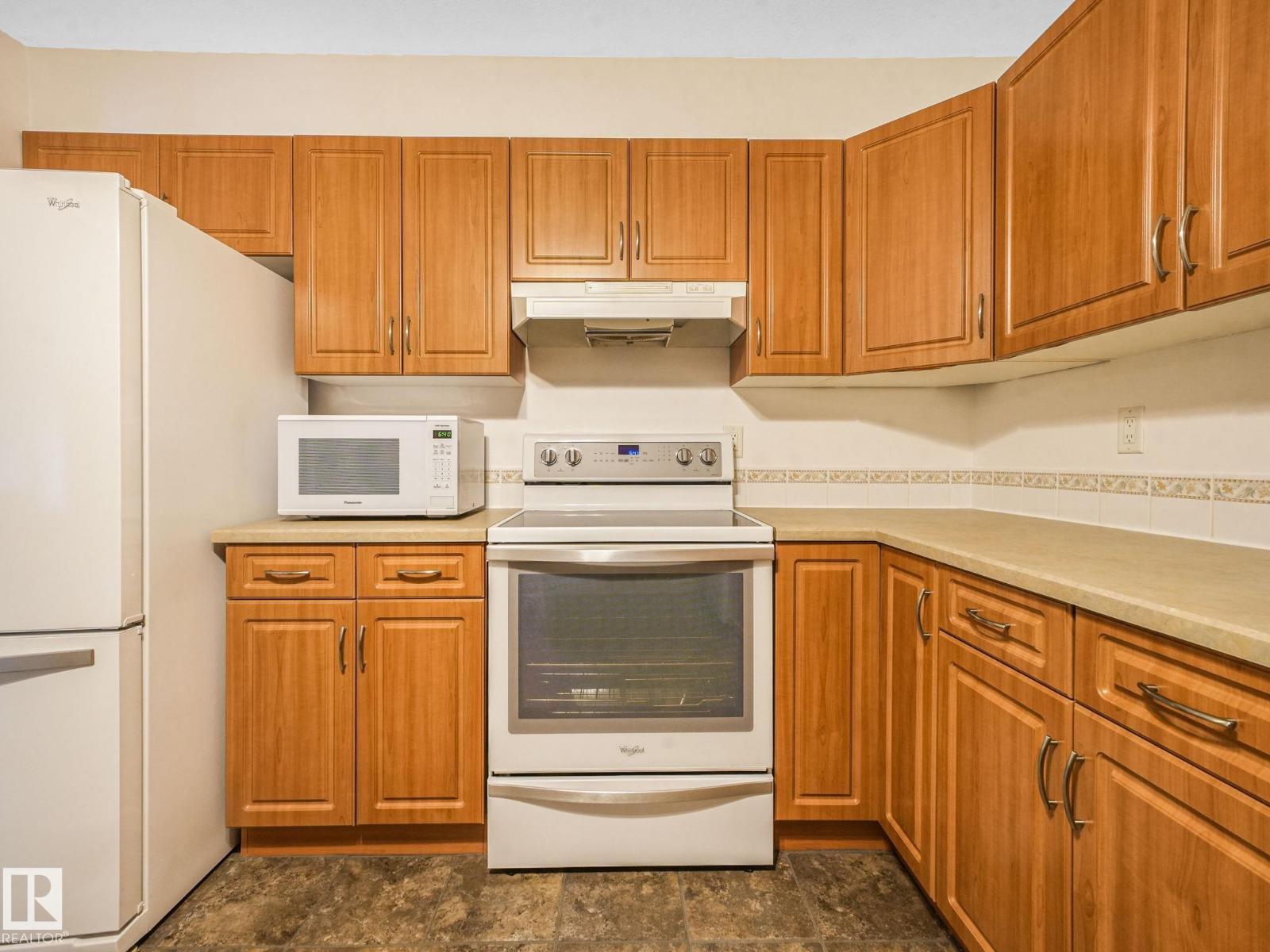 #211 6220 Fulton Rd Nw, Edmonton, Alberta  T6A 3T4 - Photo 10 - E4461319