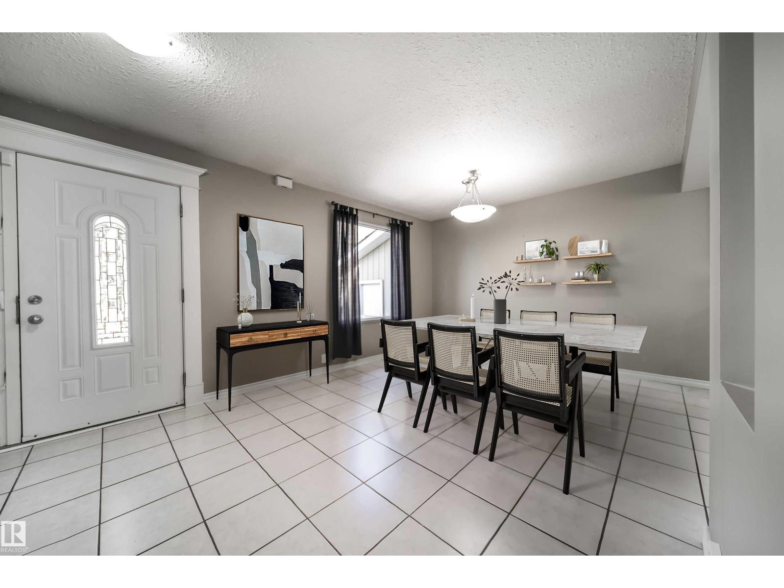 16 Graham Av, St. Albert, Alberta  T8N 1T6 - Photo 3 - E4461320