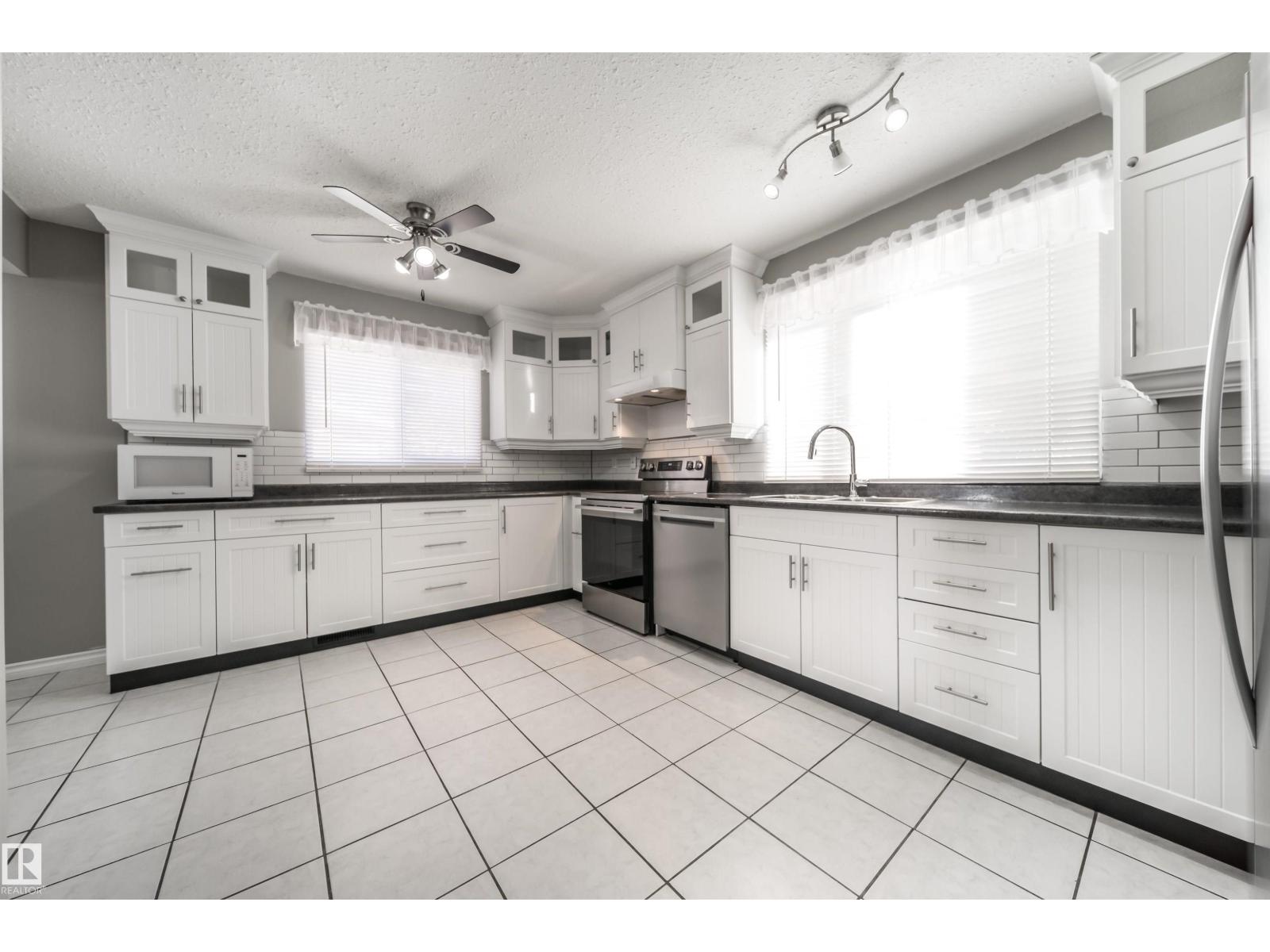 16 Graham Av, St. Albert, Alberta  T8N 1T6 - Photo 7 - E4461320